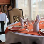Hotel Ata