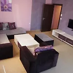 Ata ヴァルシェツ