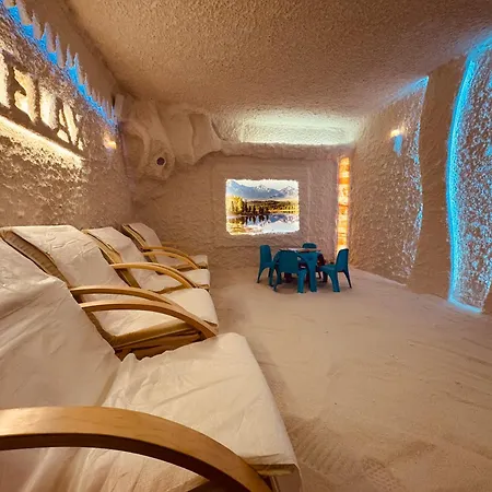 Hotel Ata 4*