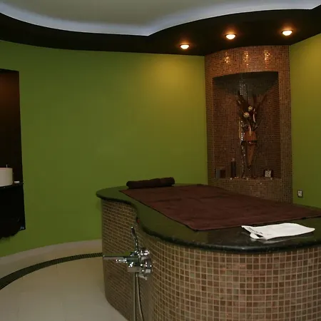 Ata 4* Varšec