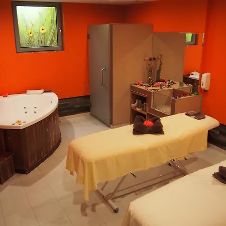 Хотел ата 4*